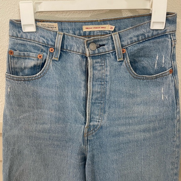 Levi's Ribcage Straight Ankle Jeans Size 26 - Picture 8 of 10